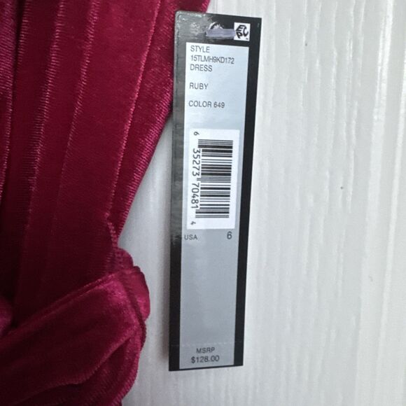 NWT TAHARI Arthur S. Levine ASL Stretch Velvet Tie Waist Red Dress Size 6 - Picture 4 of 8